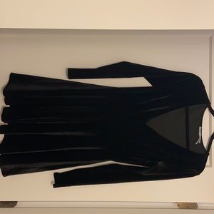 black velvet long sleeve mini dress